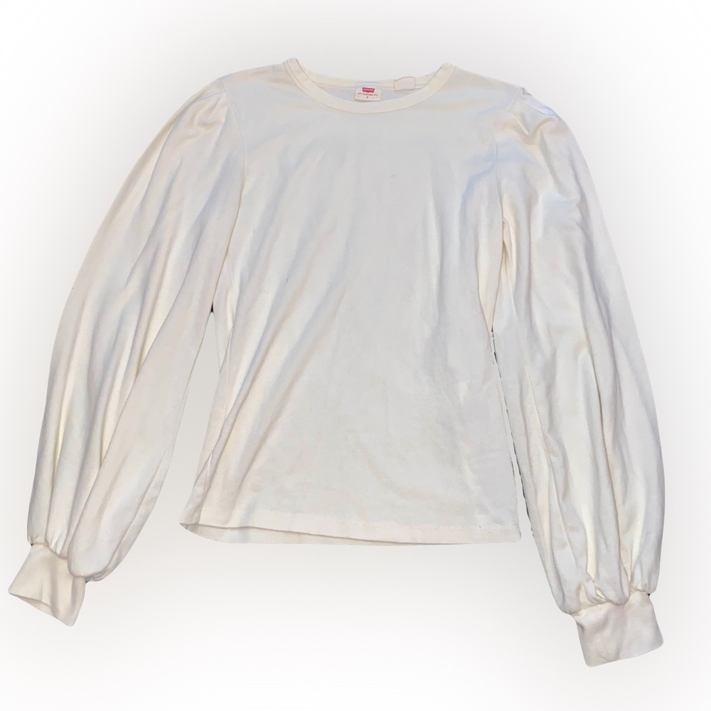 NWOT LEVI’S CREAM LONGSLEEVE SHIRT // SIZE SMALL✨